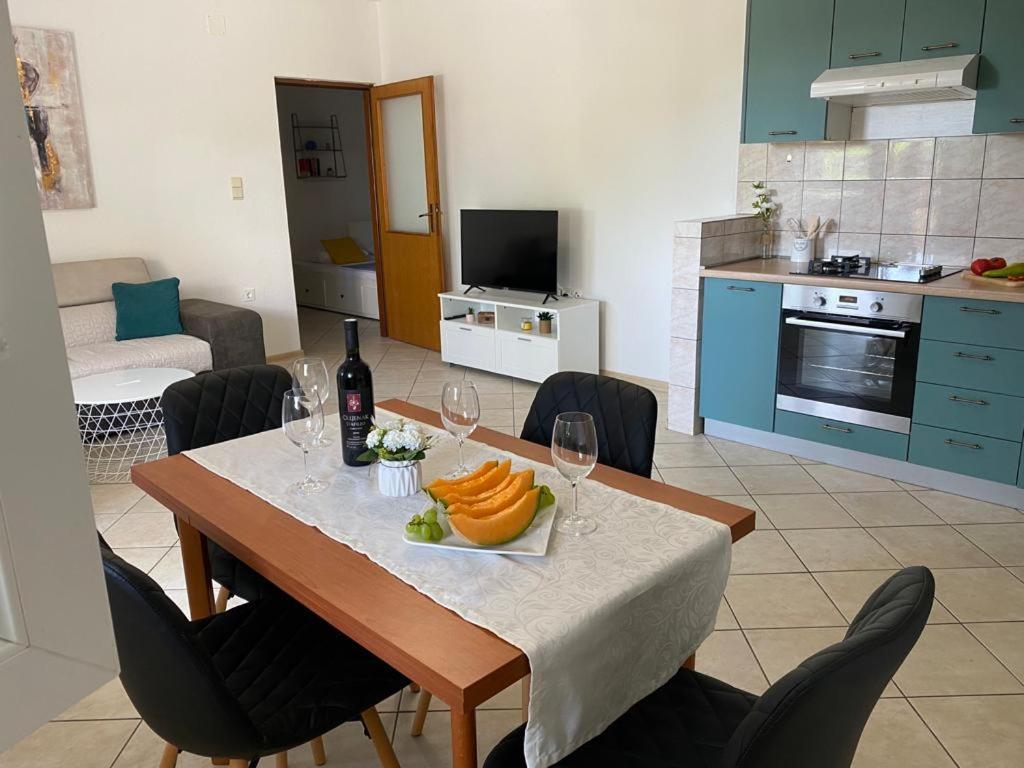 Apartmani Josipa Trogir Exteriör bild